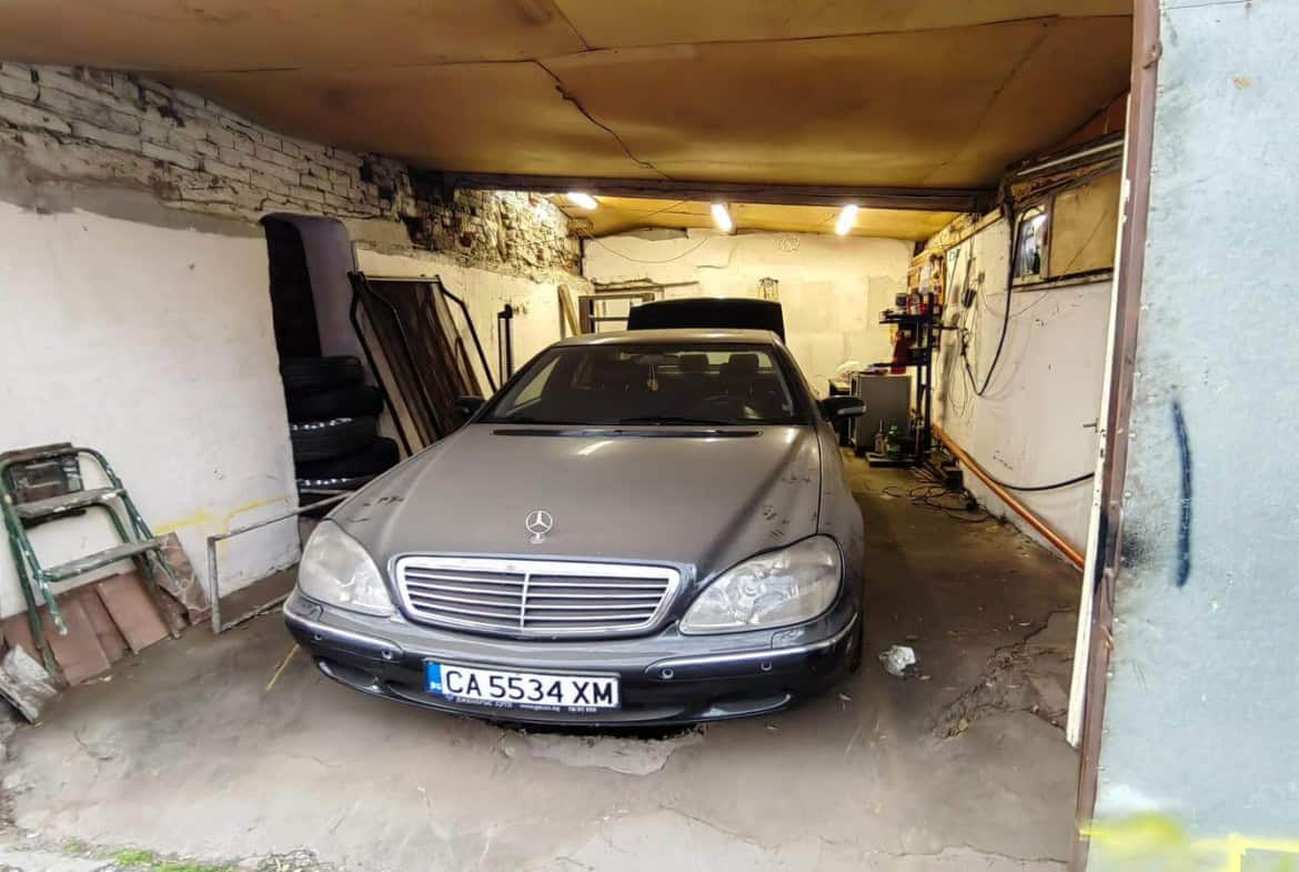 Гараж от магазин под наем в Зона Б-19, София