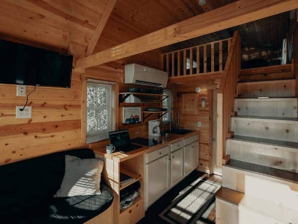 Дървен интериор на къща под наем извън София