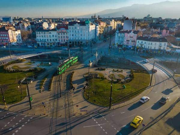 Имоти България 22 Център на София в район с много нови недвижими имоти