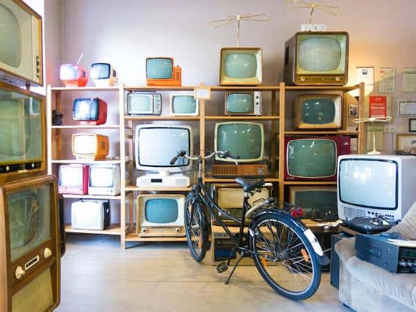 Магазин за продажба София за антики