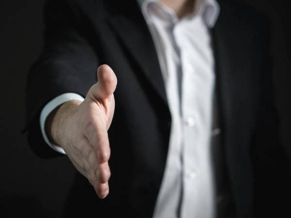 Сделка с брокер за покупка на имот София