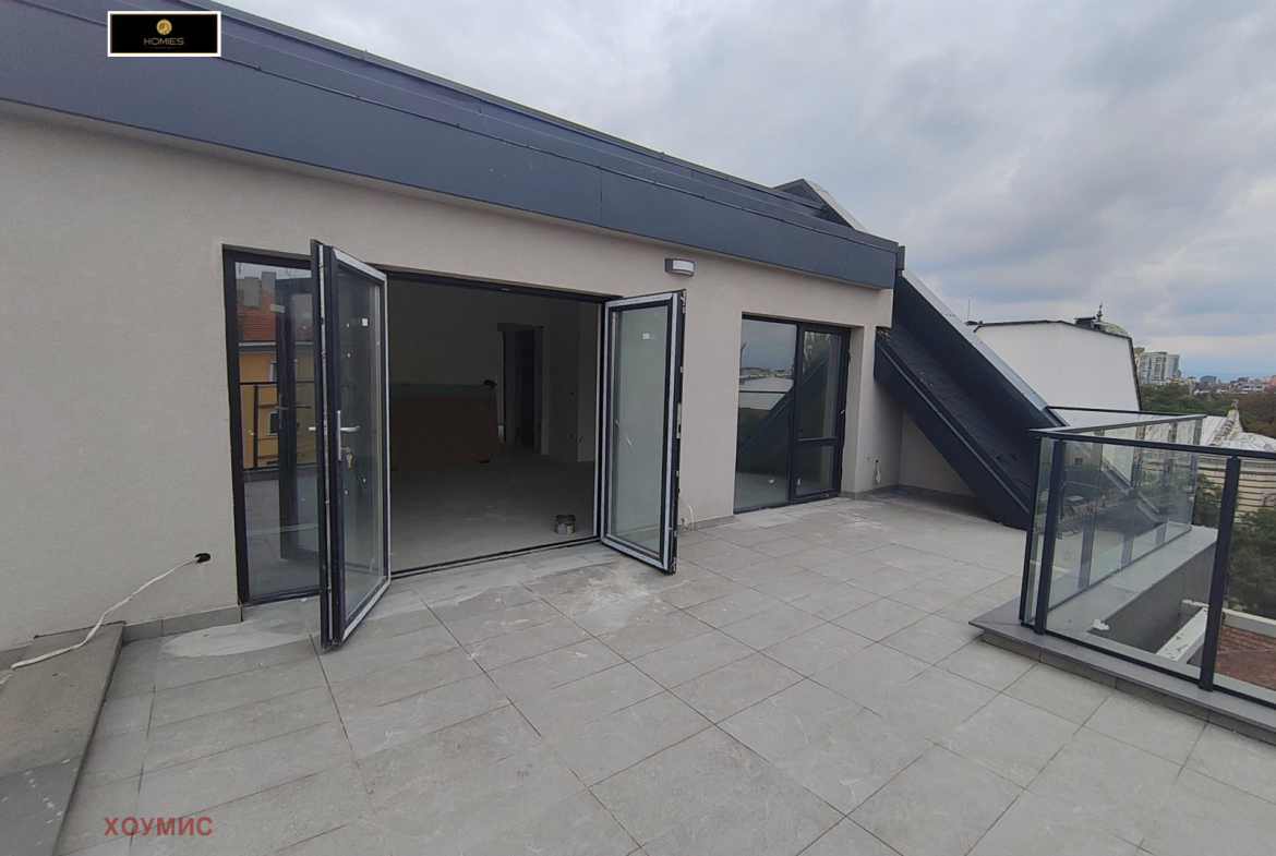 тристаен апартамент in Център, София - Image 5