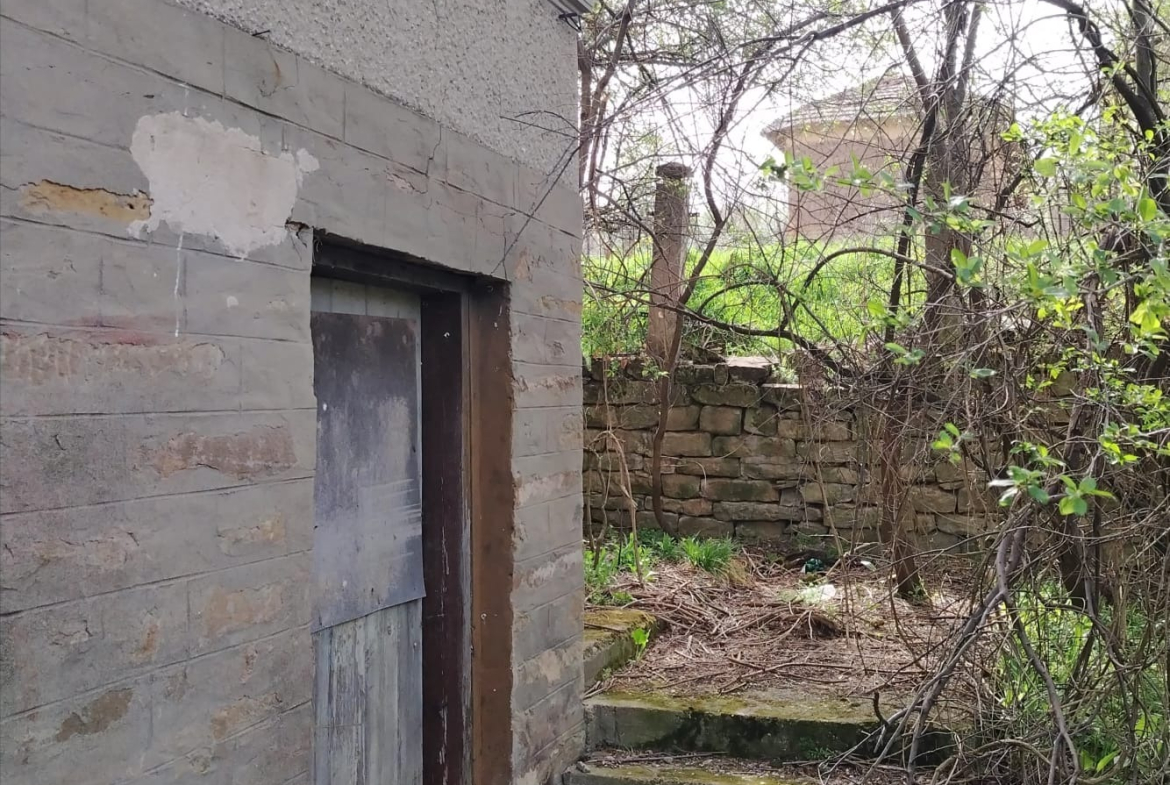 Къща 145 кв.м. за продажба в Долец | Каменна, двуетажна