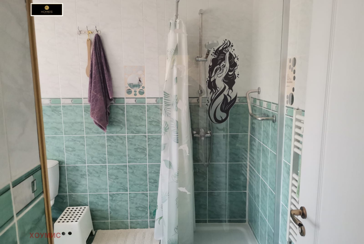 Къща 310 кв.м за продажба в Голяма Брестница | До магистрала Хемус