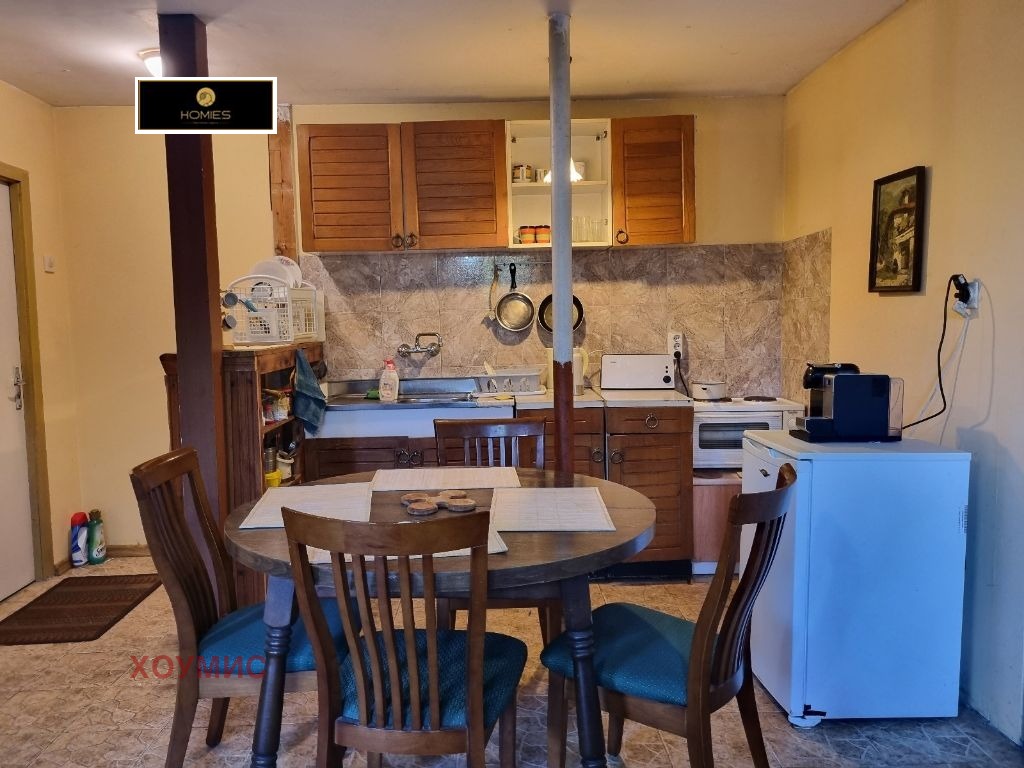 Къща 71 кв.м за продажба във Велчево | Двор 1500 кв.м