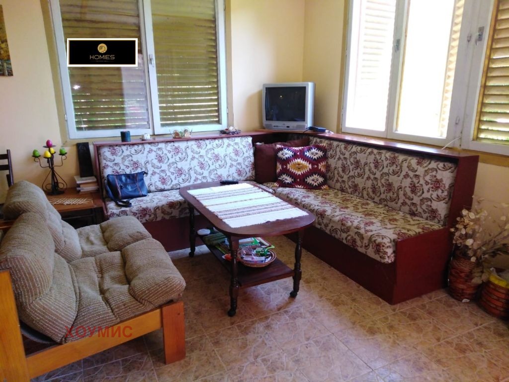 Къща 71 кв.м за продажба във Велчево | Двор 1500 кв.м