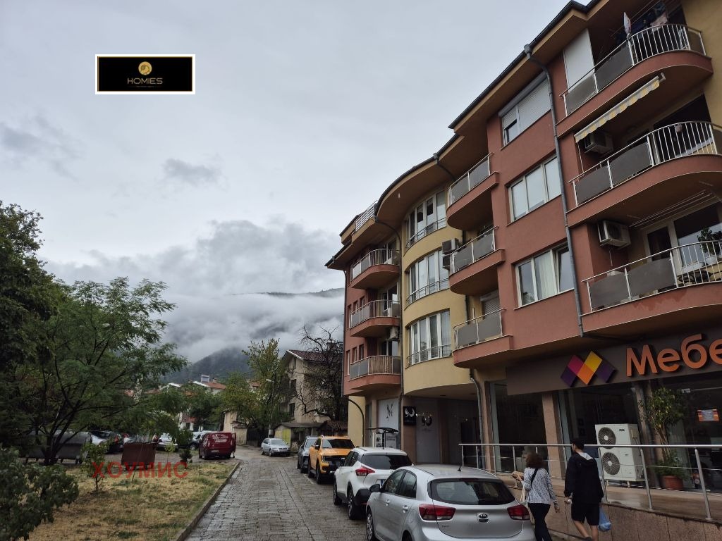 Two-bedroom apartment in Карлово, Plovdiv - Image 11