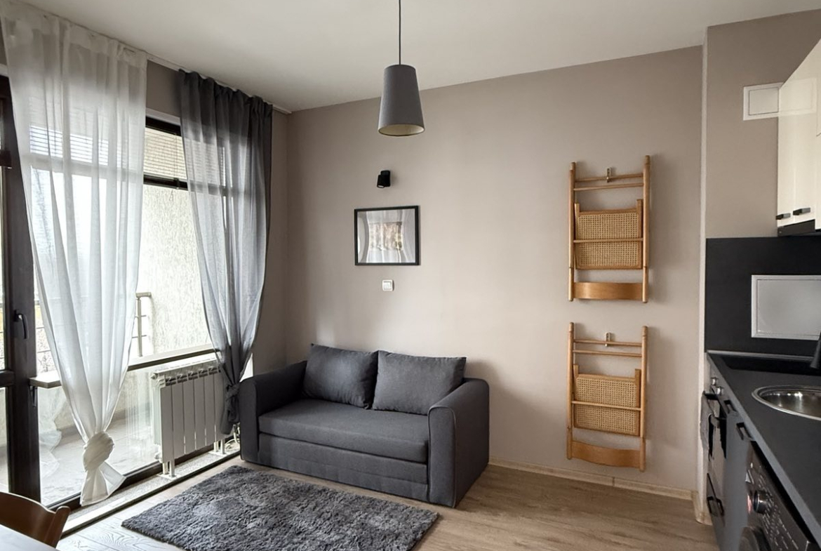 Two-bedroom apartment in Студентски град, Sofia - Image 4