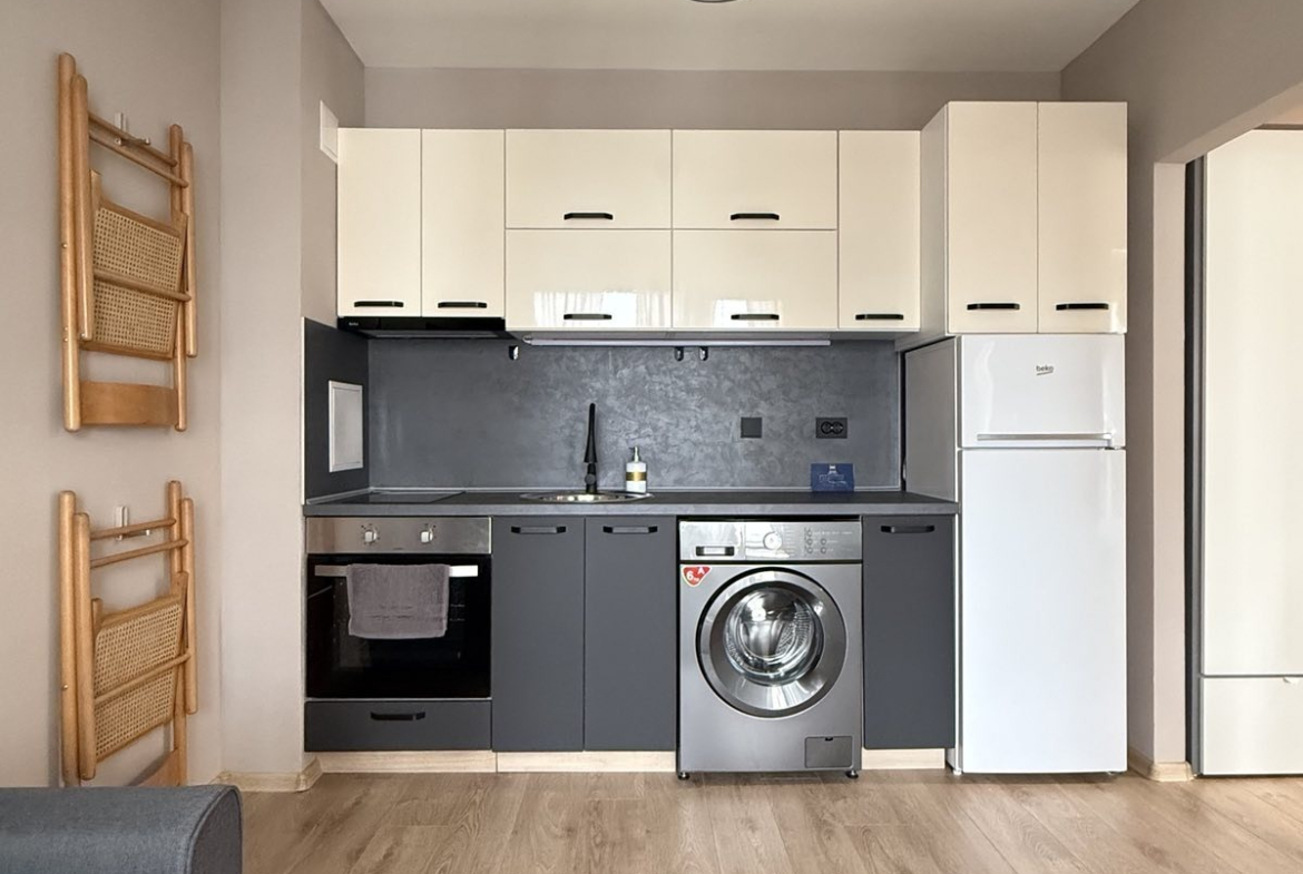 Two-bedroom apartment in Студентски град, Sofia - Image 6