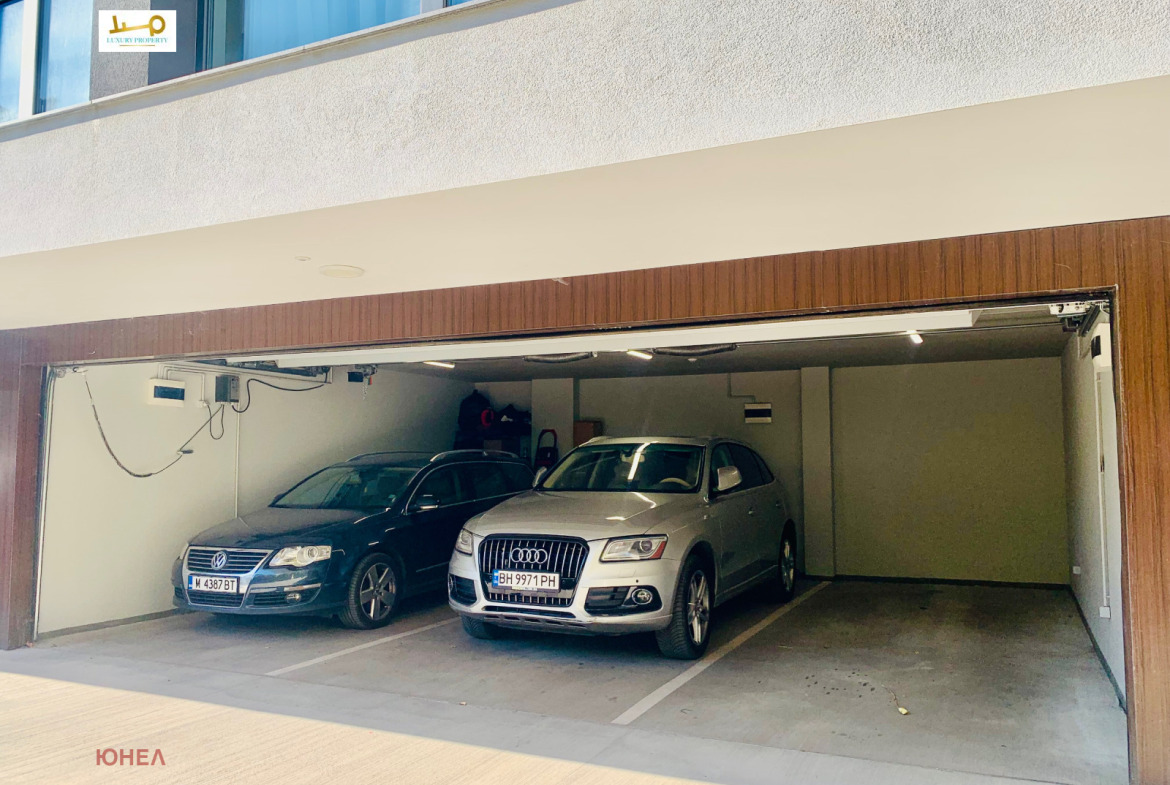 Garage in Borovo, Sofia - Image 3