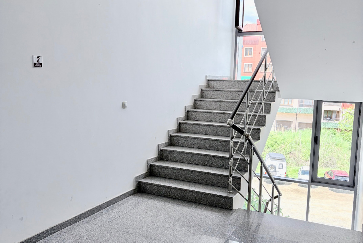 One-Bedroom in Manastirski livadi, Sofia - Image 13