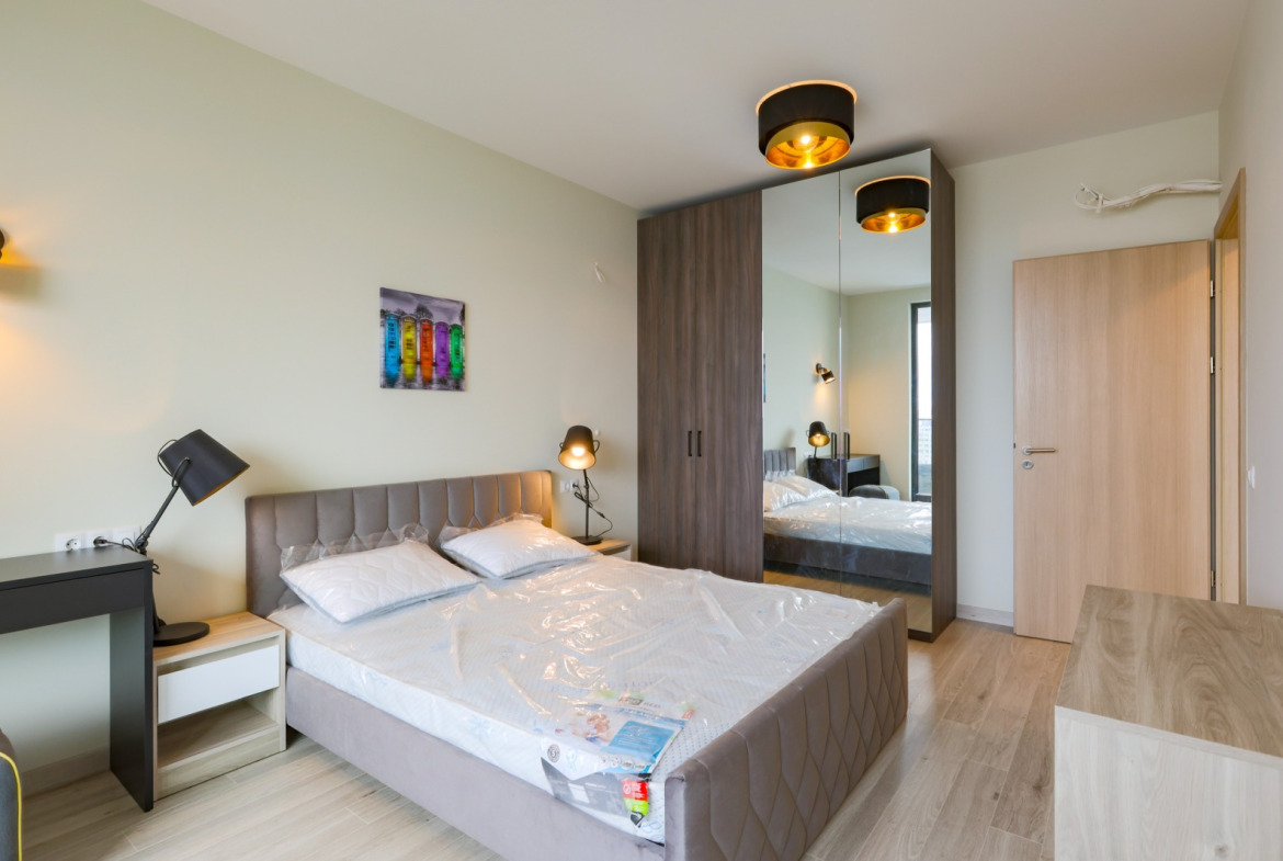 Two-Bedroom in Iztok, Sofia - Image 7